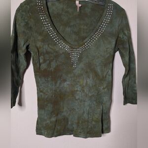 Vintage Me & Ko Size M Green Tie-dye Studded Rhinestone V-Neck Womens Top Blouse